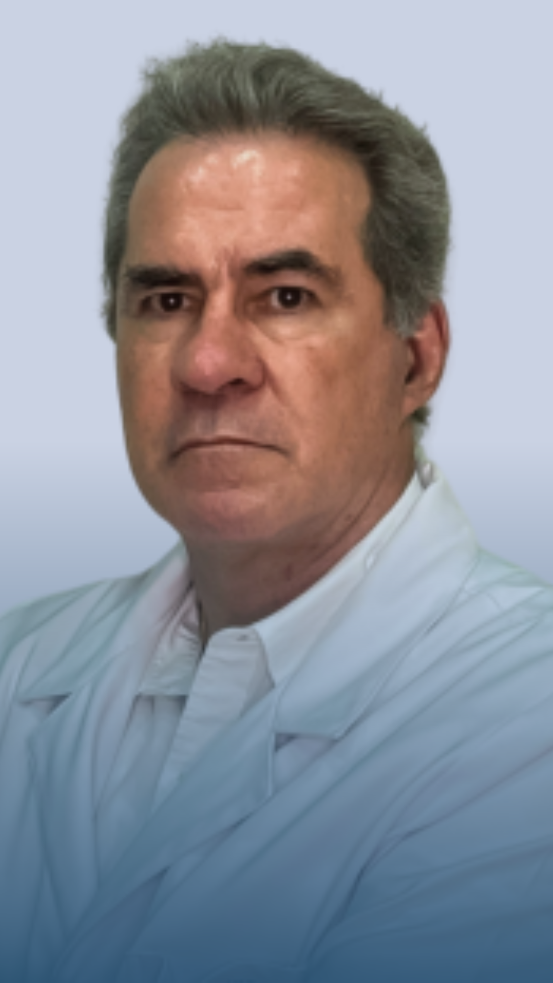 Dr. Tomaz Navarro